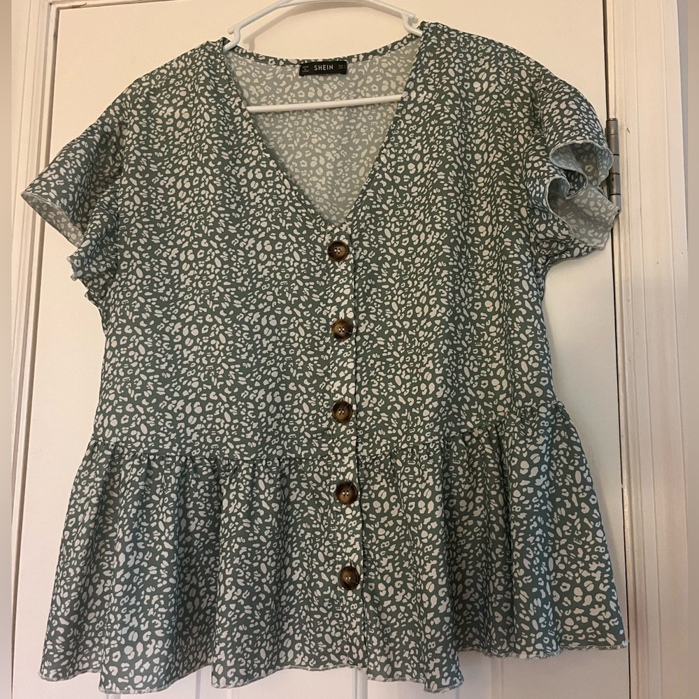 Women’s blouse
